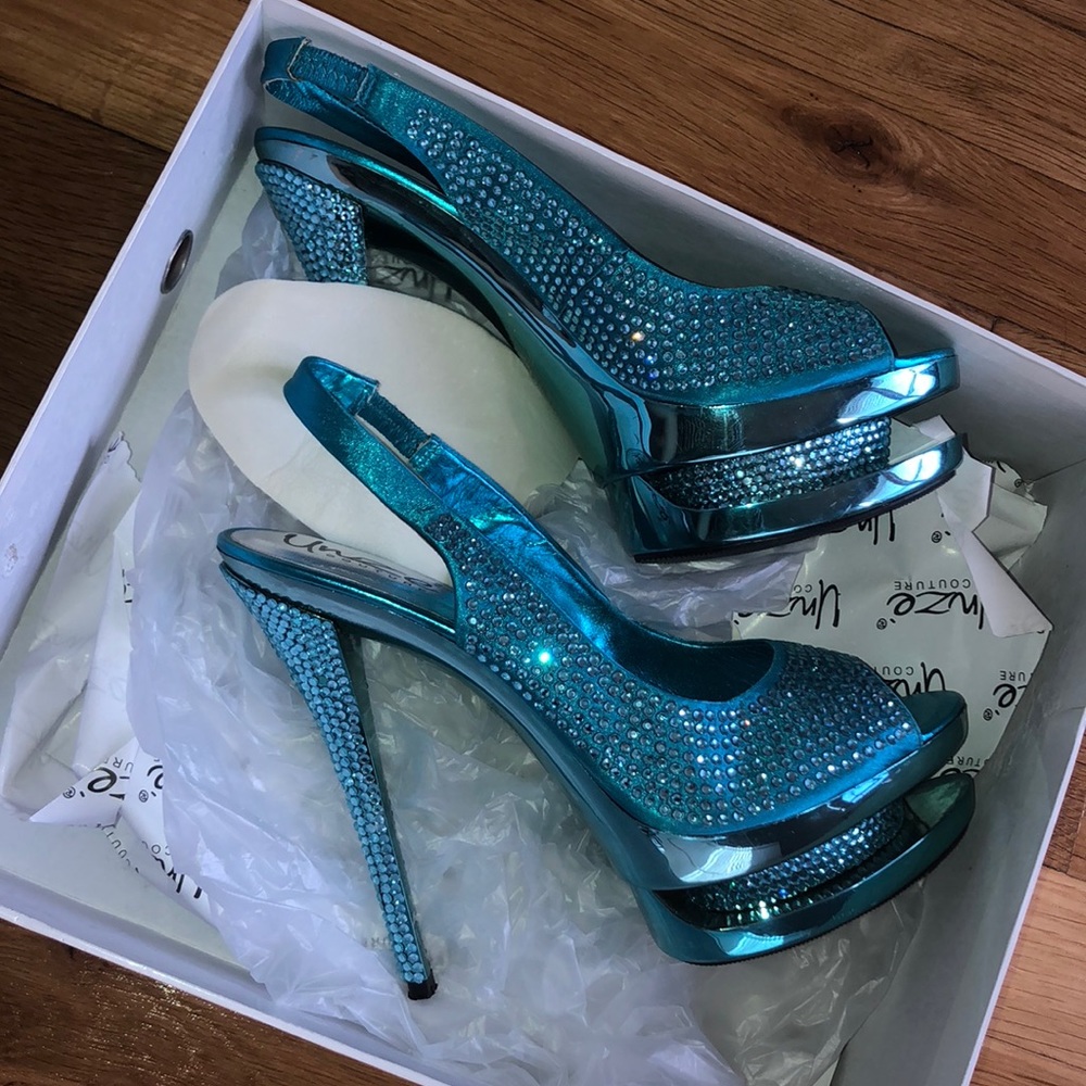Heels 💙💙